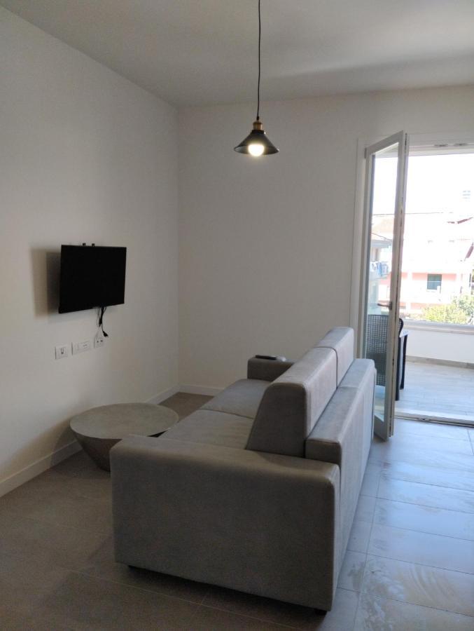 Gioja Suite Quartu SantʼElena Екстериор снимка