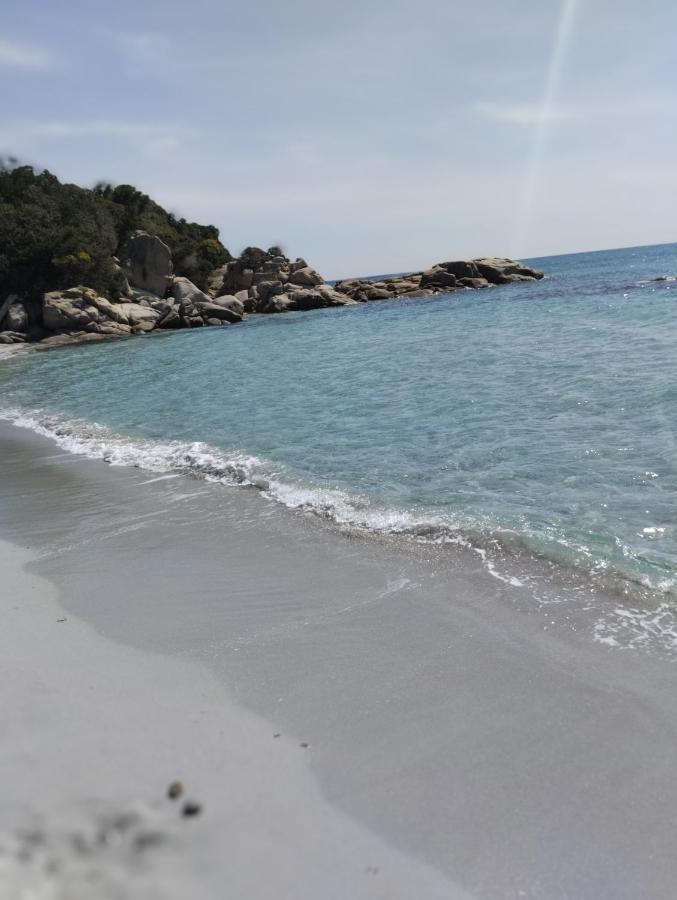 Gioja Suite Quartu SantʼElena Екстериор снимка